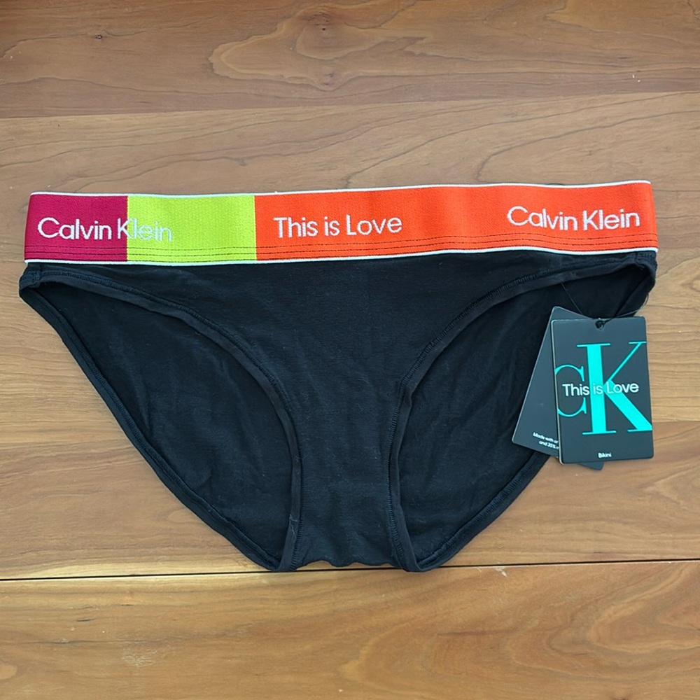 🌈 NWT Calvin Klein - This is Love - bikini colorful waistband black bikini small